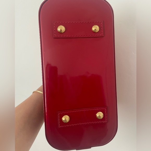 Louis Vuitton BB Alma Vernis Red  Leather Crossbody Bag - Picture 15 of 15